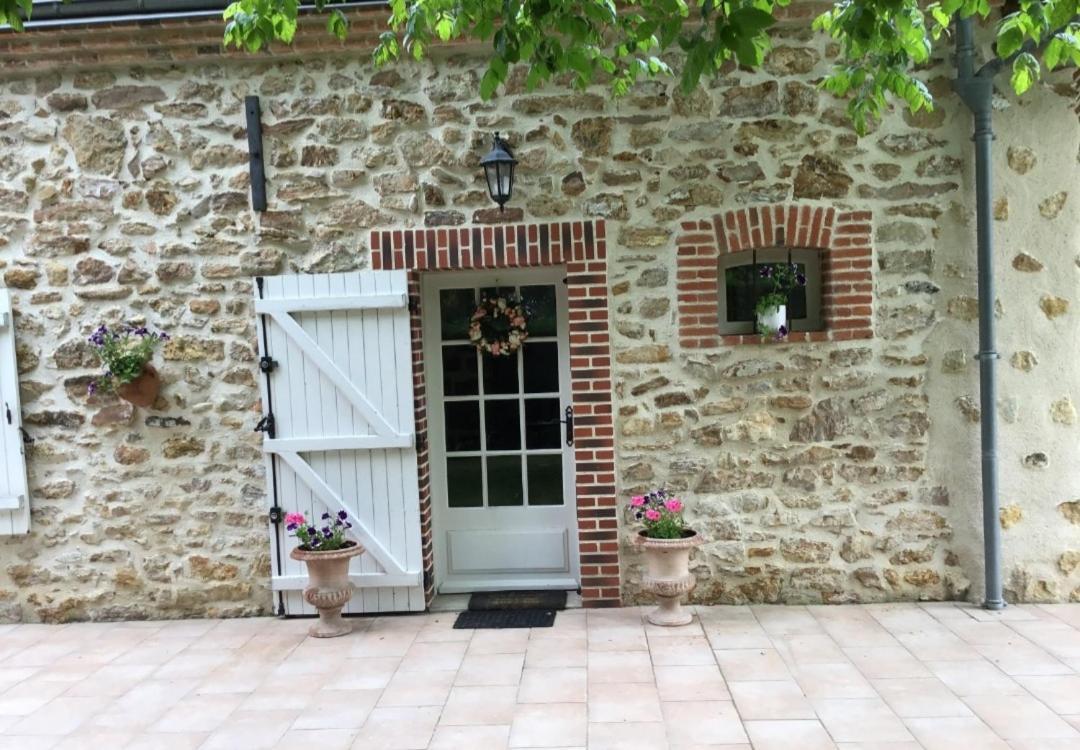 Bed and Breakfast Les 3 Roses Anjouin Exteriér fotografie